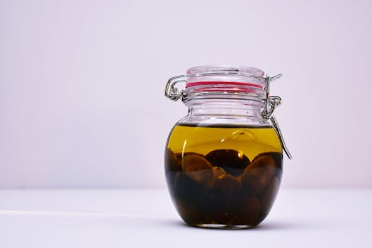 A jar of oil and vinegar showing emulsification